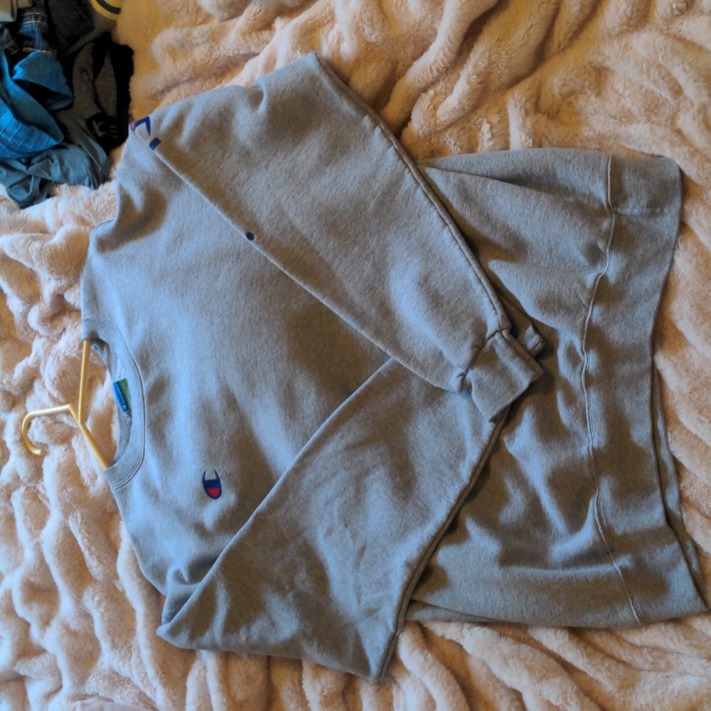 Soft Champion sweatshirt Large